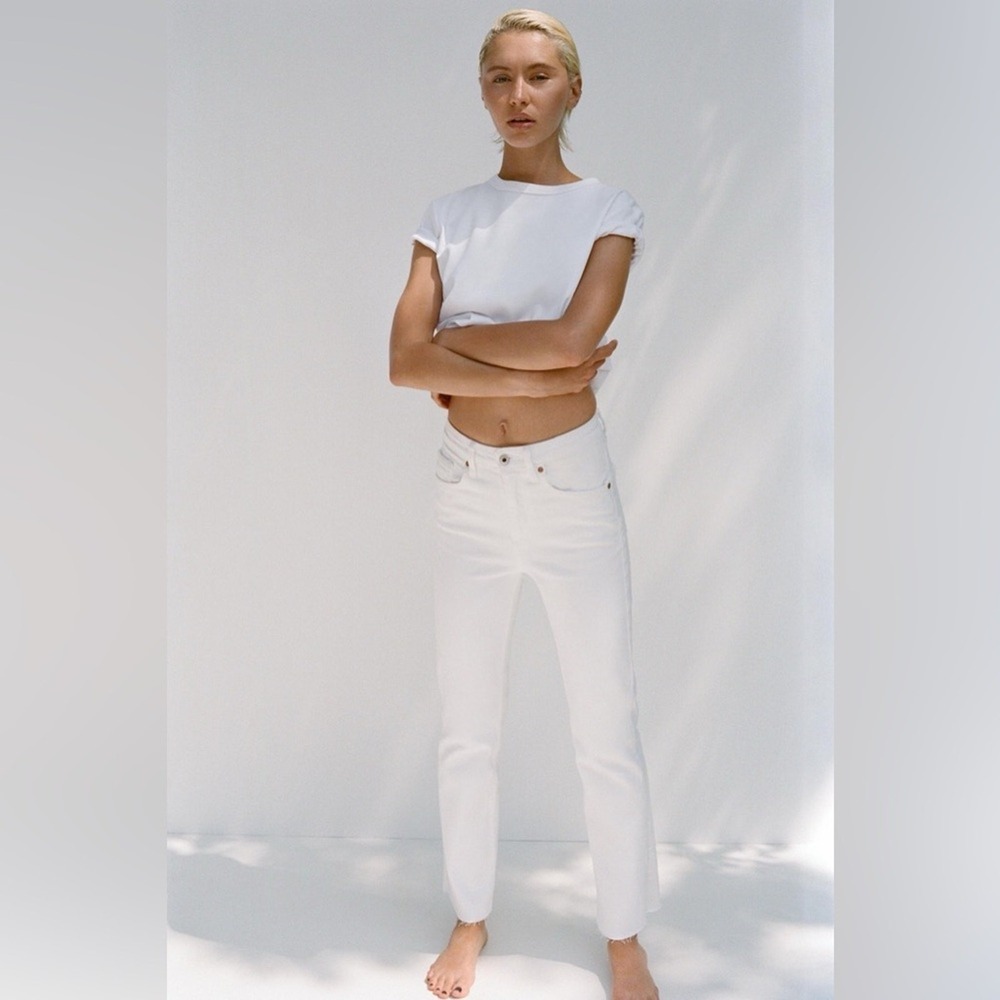 Zara White Jeans Womens Size 4 Raw Hem Straight‎ Leg Denim Pants Euro Summer
